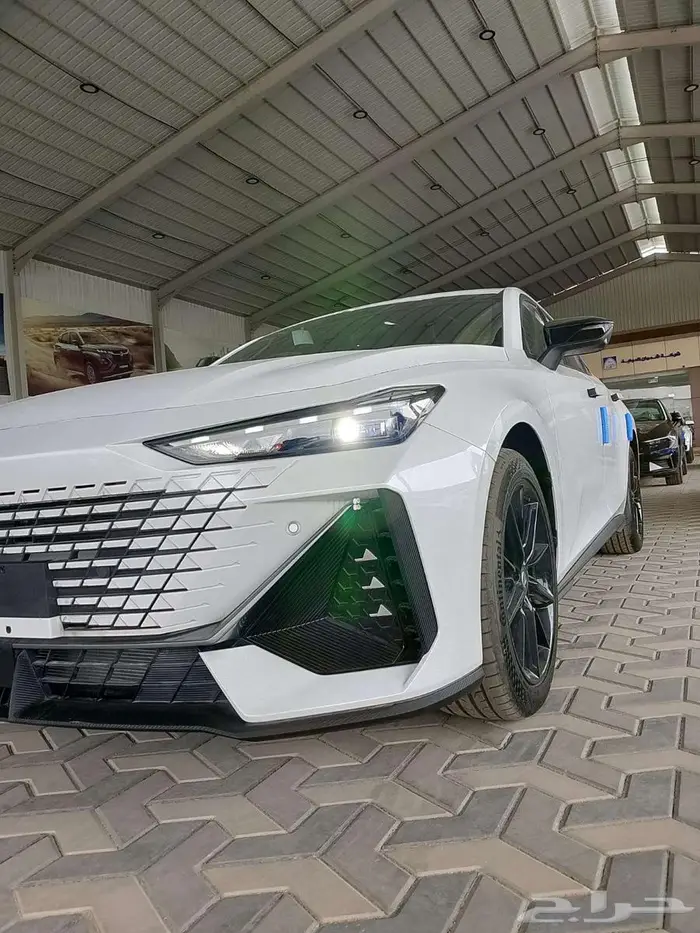 شانجان UNI-V ايليت وسبورت كل الالوان موديل 2026 11