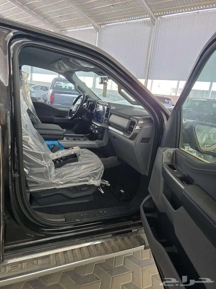 فورد XLT-F150 غمارتين 2024 8