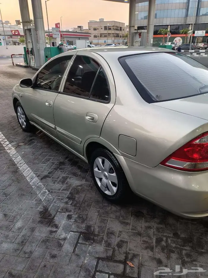 نيسان صني موديل 2009 5