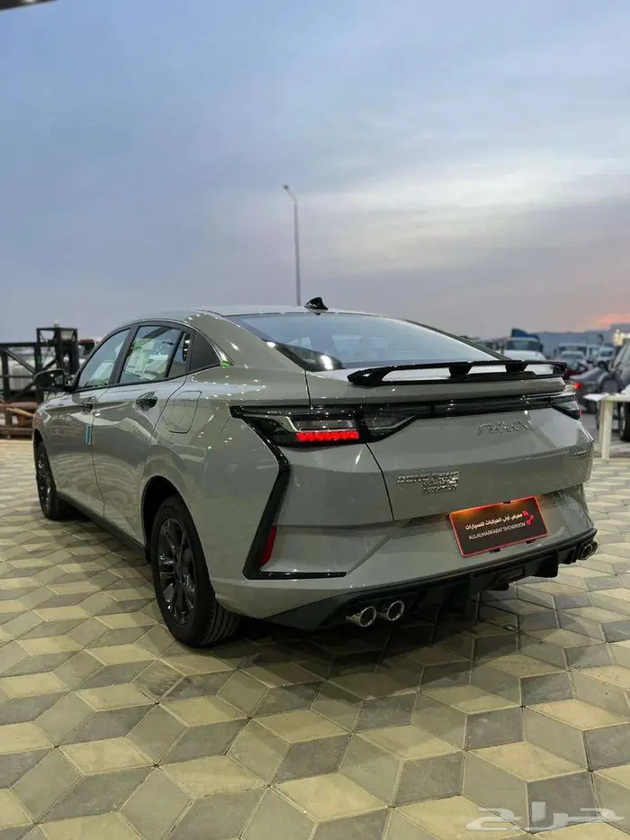 دونج فينج شاين e1 2025 10