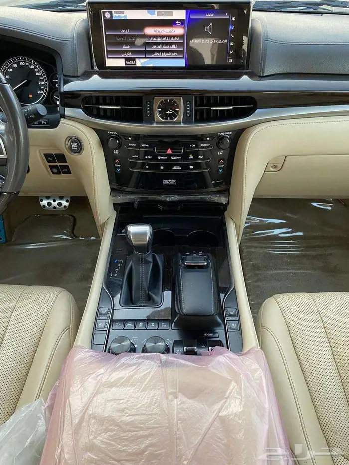 لكزس LX570 2020 فل كامل 13