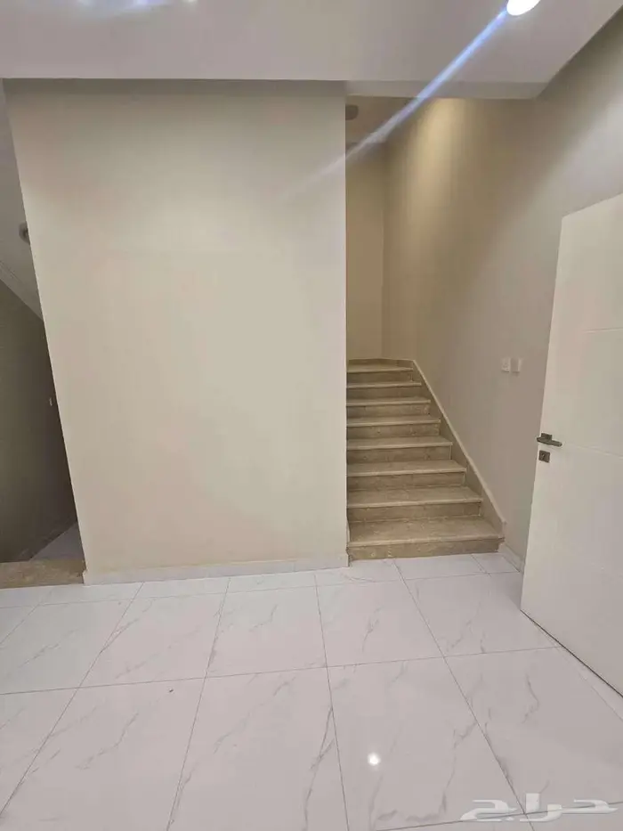 فيلا فاخرة للبيع بحى الرياض 8