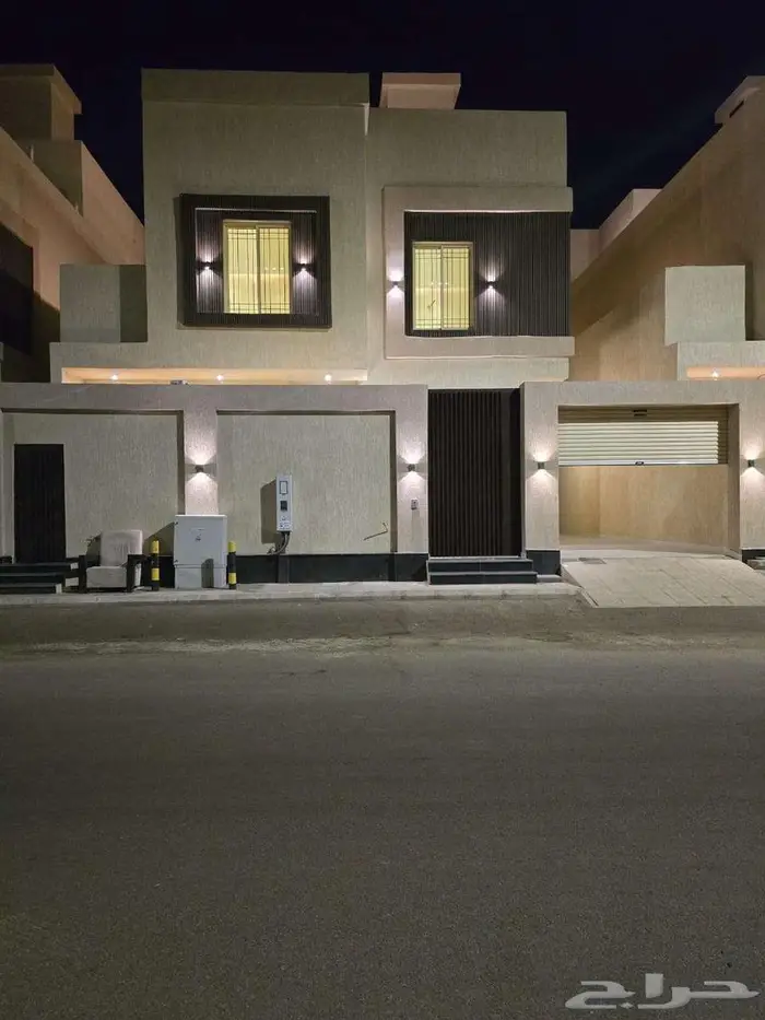 فيلا فاخرة للبيع بحى الرياض 0