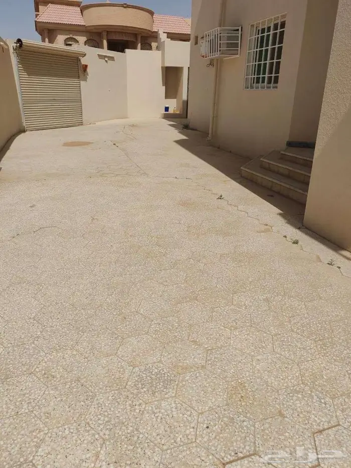 للبيع فيلا بحي الريان بعنيزة 3