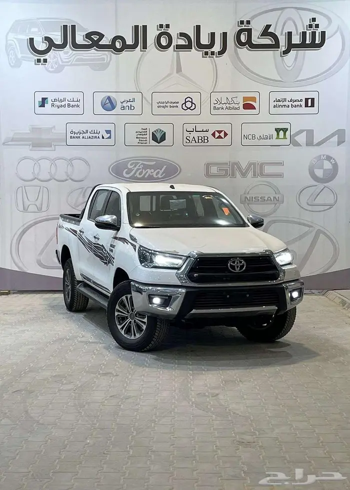 هايلوكس غمارتين S-GLX دبل اوتوماتك 2.8 ديزل 2024 1