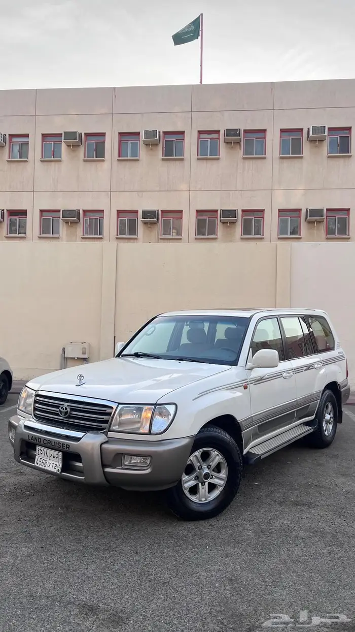 لاندكروزر GX-R2 اوتوماتيك 6 سلندر 2004 0