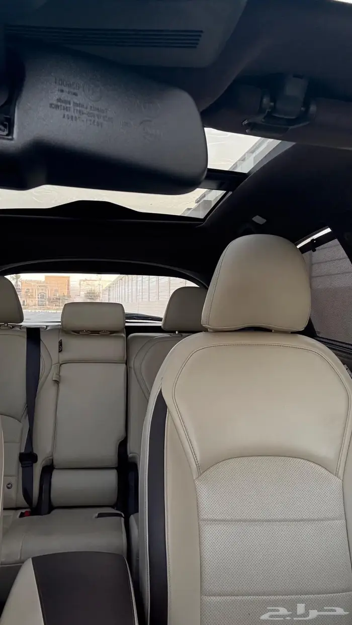 إنفنتي QX50 2020   ممشى قليل وباقي على الضمان 1