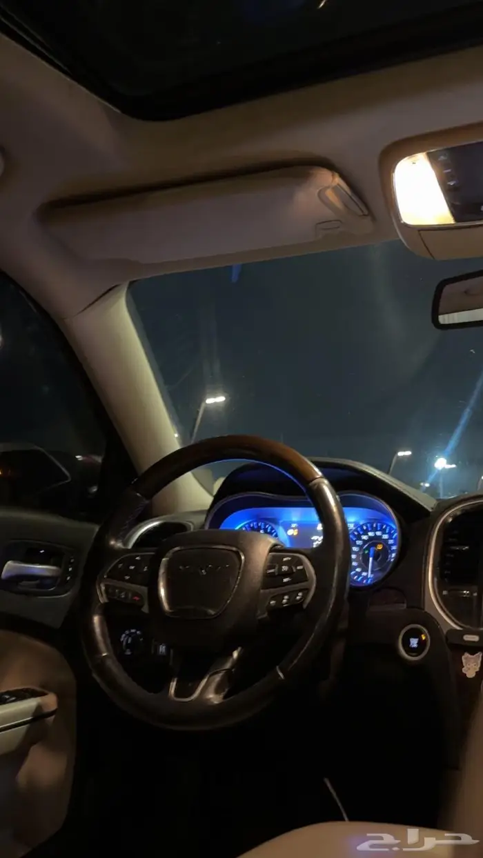 كرايسلر 6 سلندر موديل 2015 18