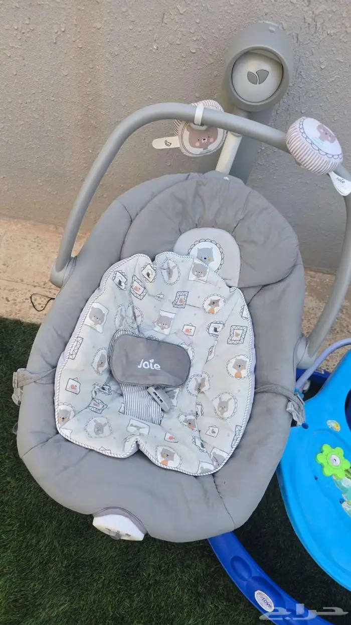 اغراض طفل كرسي طعام وعرباي وكرسي هزاز للاطفال 0