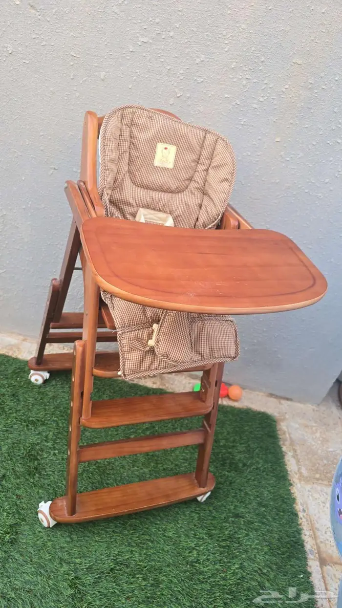 اغراض طفل كرسي طعام وعرباي وكرسي هزاز للاطفال 4