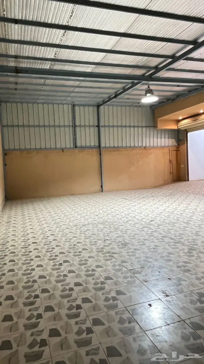 مستودع مع غرفة ودورة مياه 2
