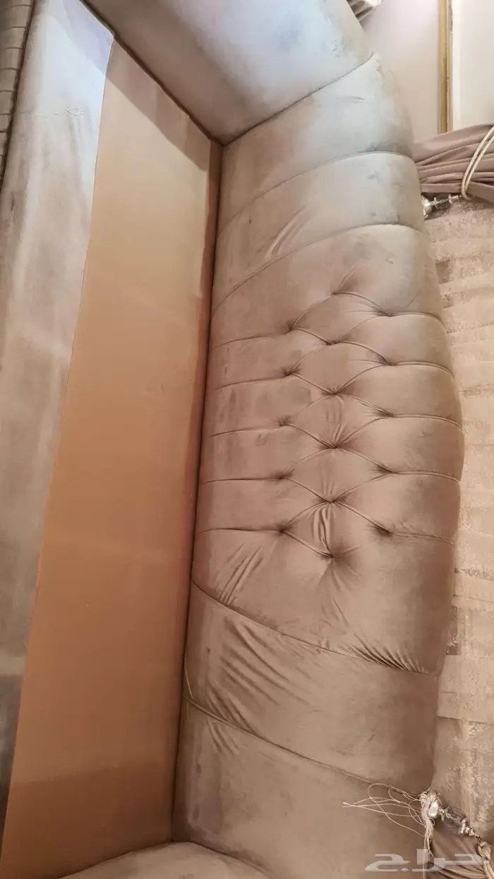 طقم كنب بحاله ممتازة 1