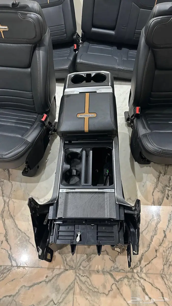 مراتب F150 بلاتينيوم 2022 0