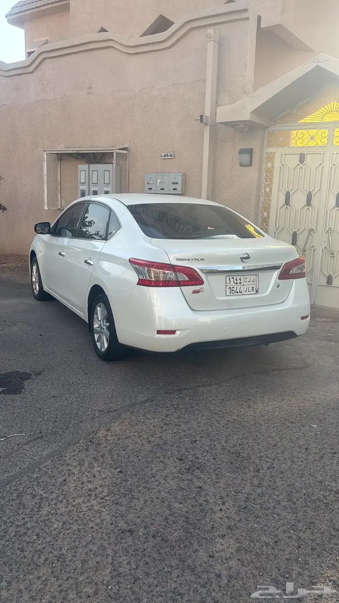 نيسان سينترا موديل 2018 4