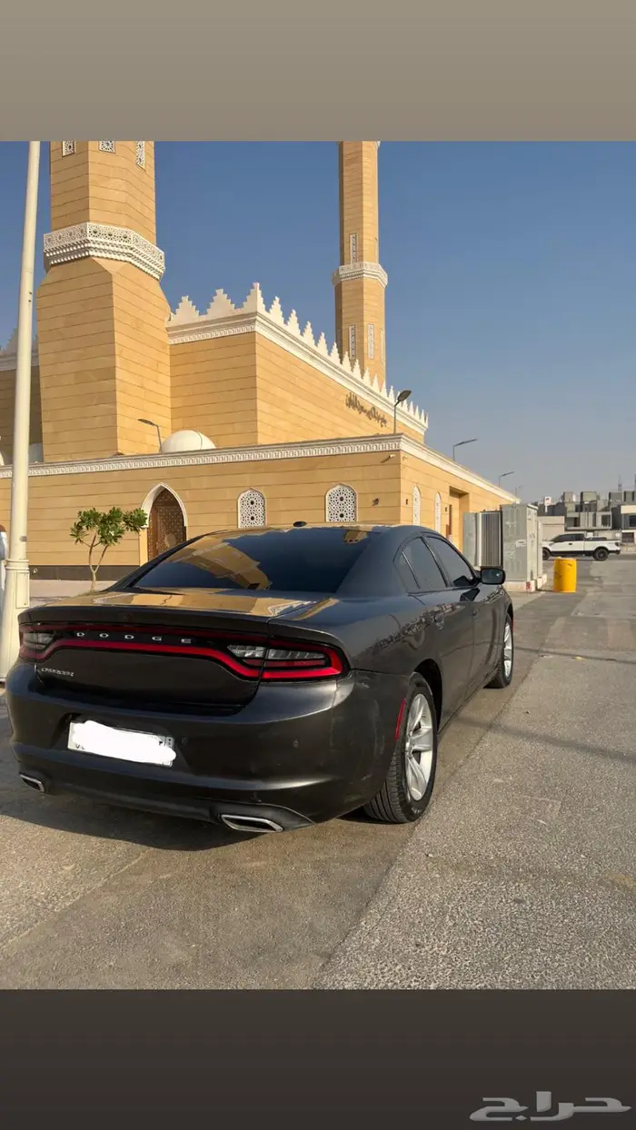 للبيع دوج تشارجر V6 4