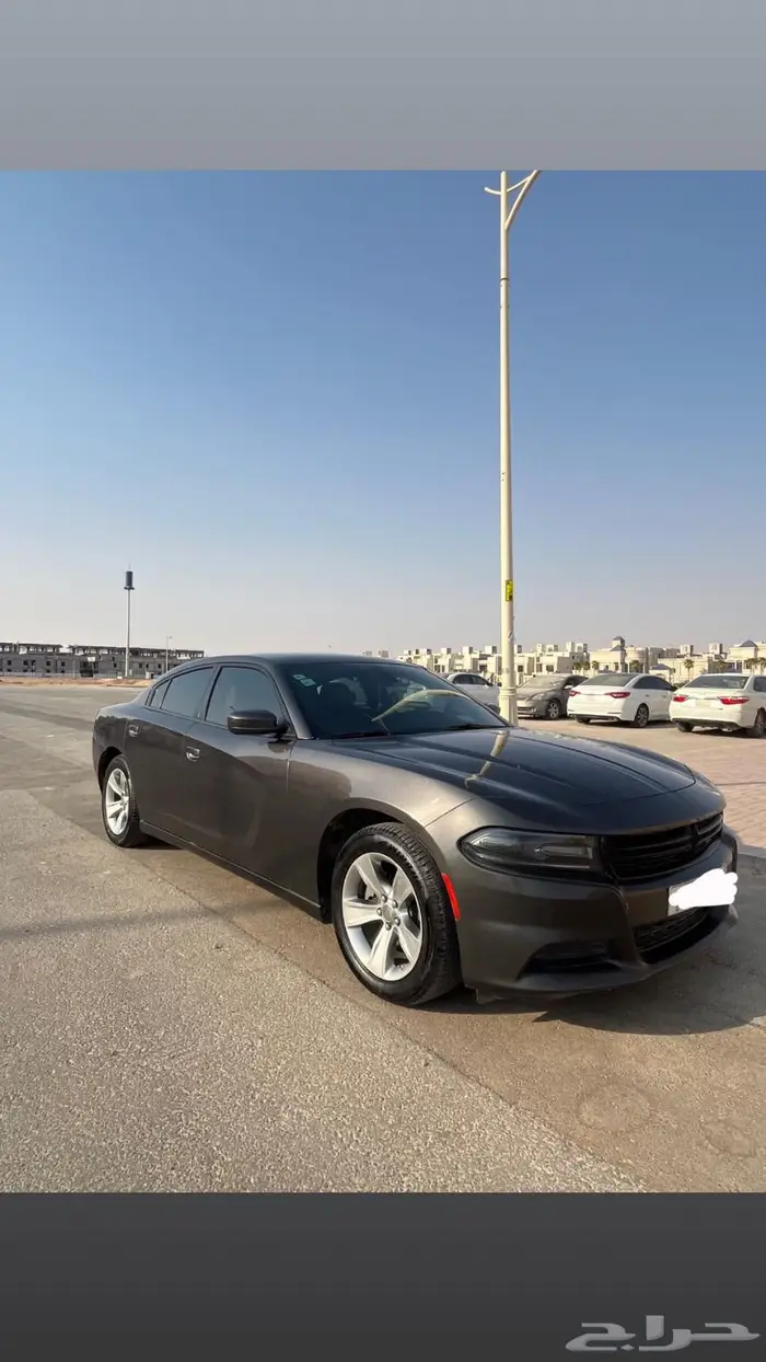 للبيع دوج تشارجر V6 3