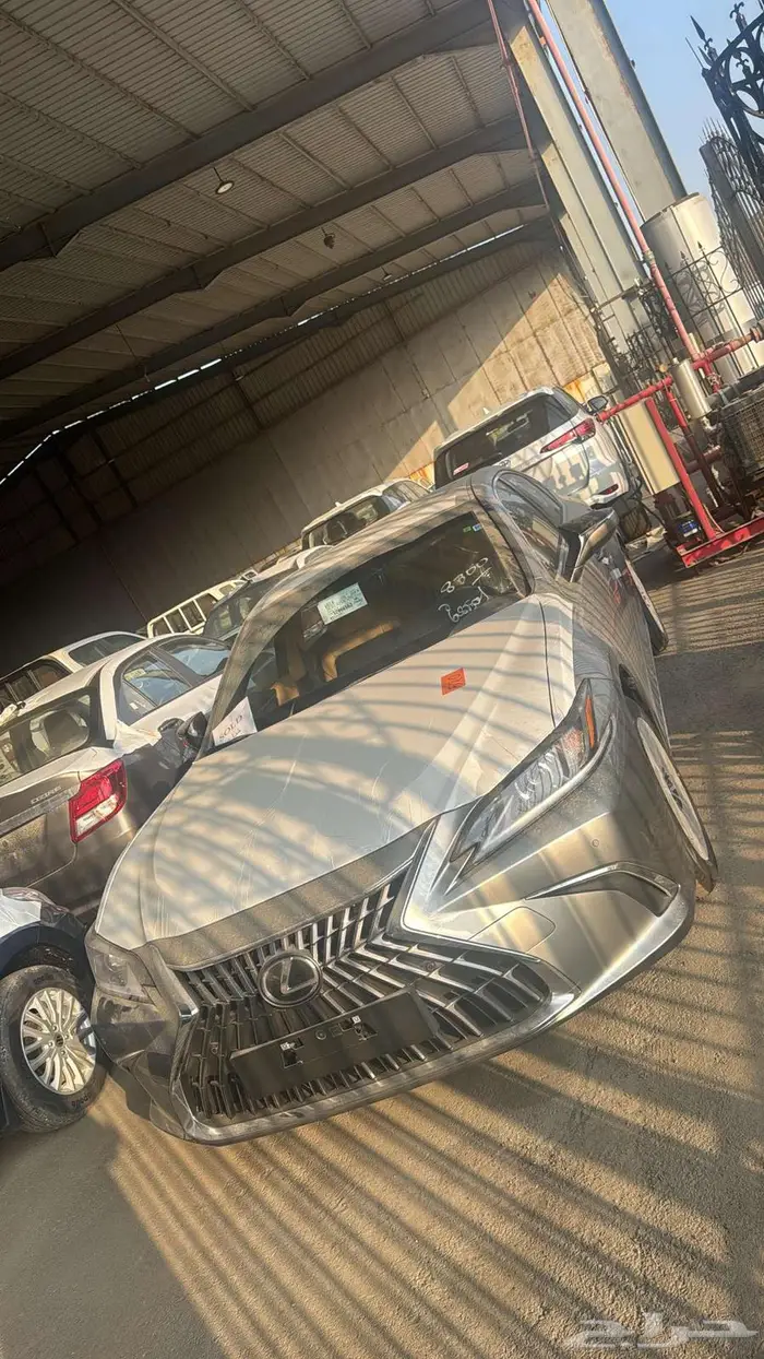 لكزس ES 250 AA كاش و تمويل بنوك 2025 1