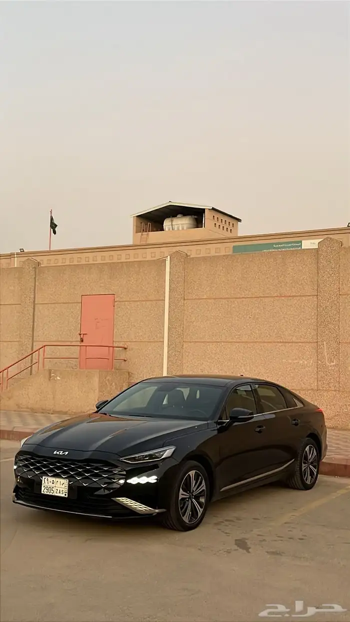 كيا K8 2022 3