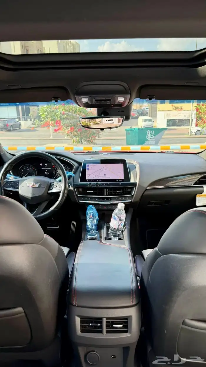 كاديلاك CT5 v 2020 12