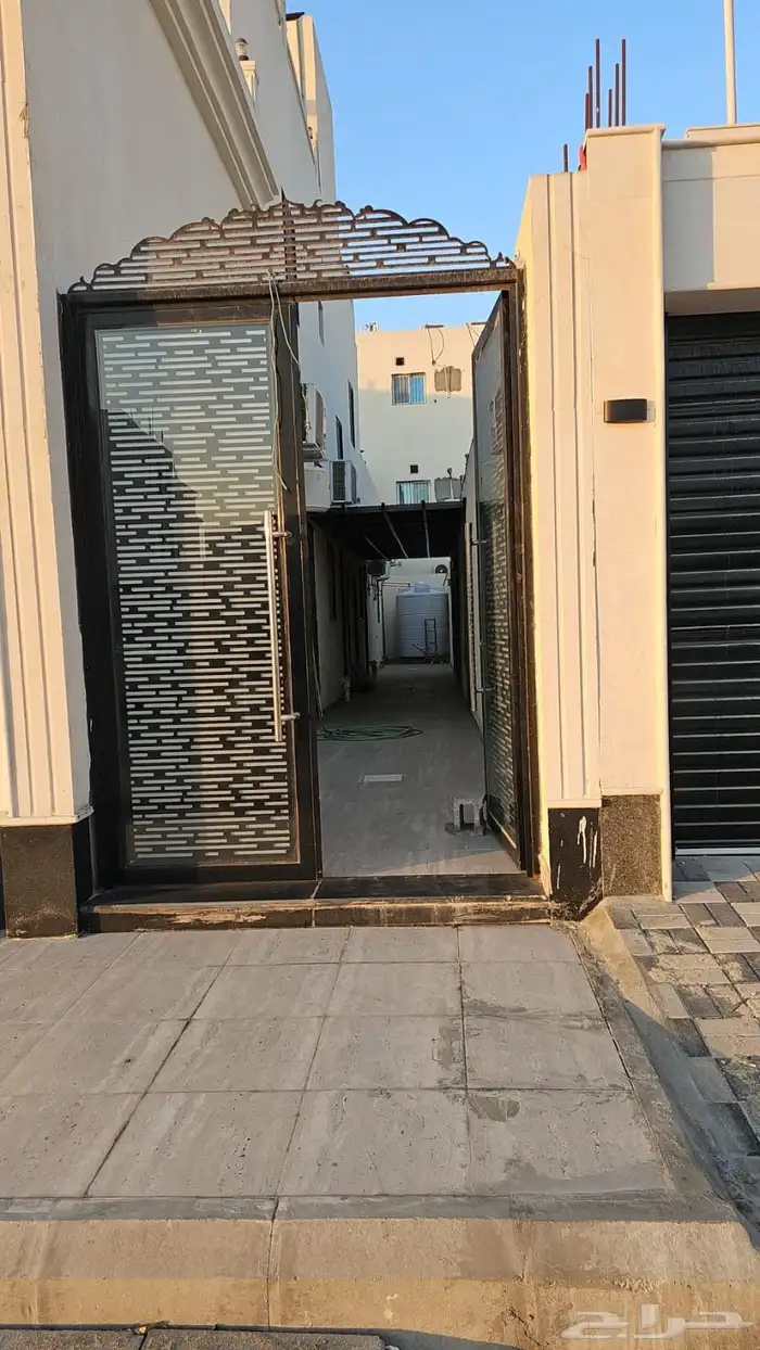 للبيع دور وملحق 1