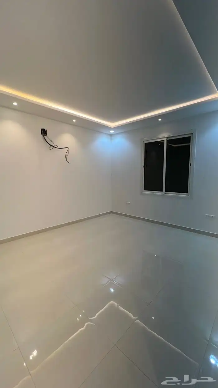 شقه للايجار حي الرمال تنال 3غرف 0