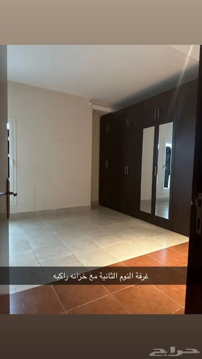 شقة للايجار بالعقيق 75000 دفعتين 65000 دفعه واحده 6