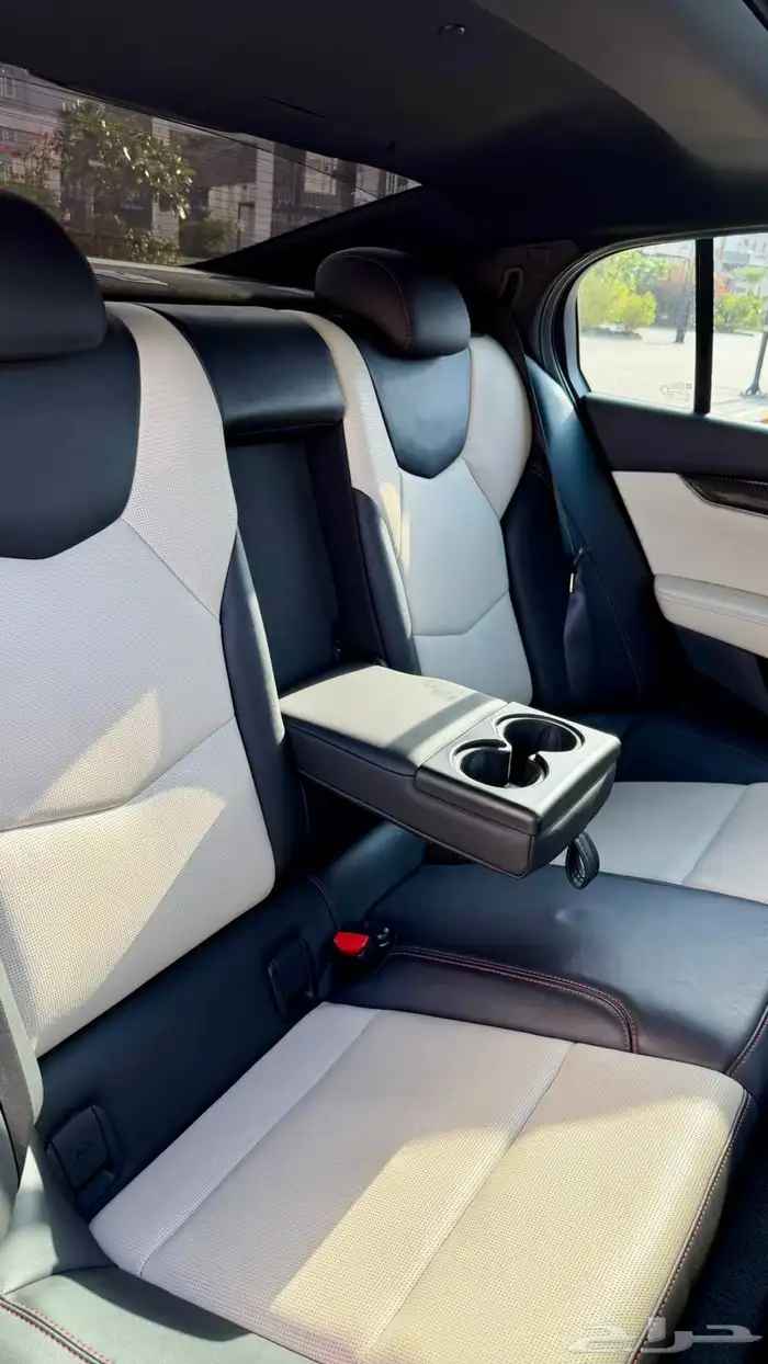 كاديلاك CT5 v 2020 22