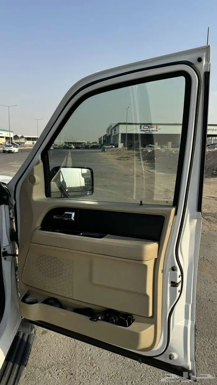 فورد اكسبديشن 5