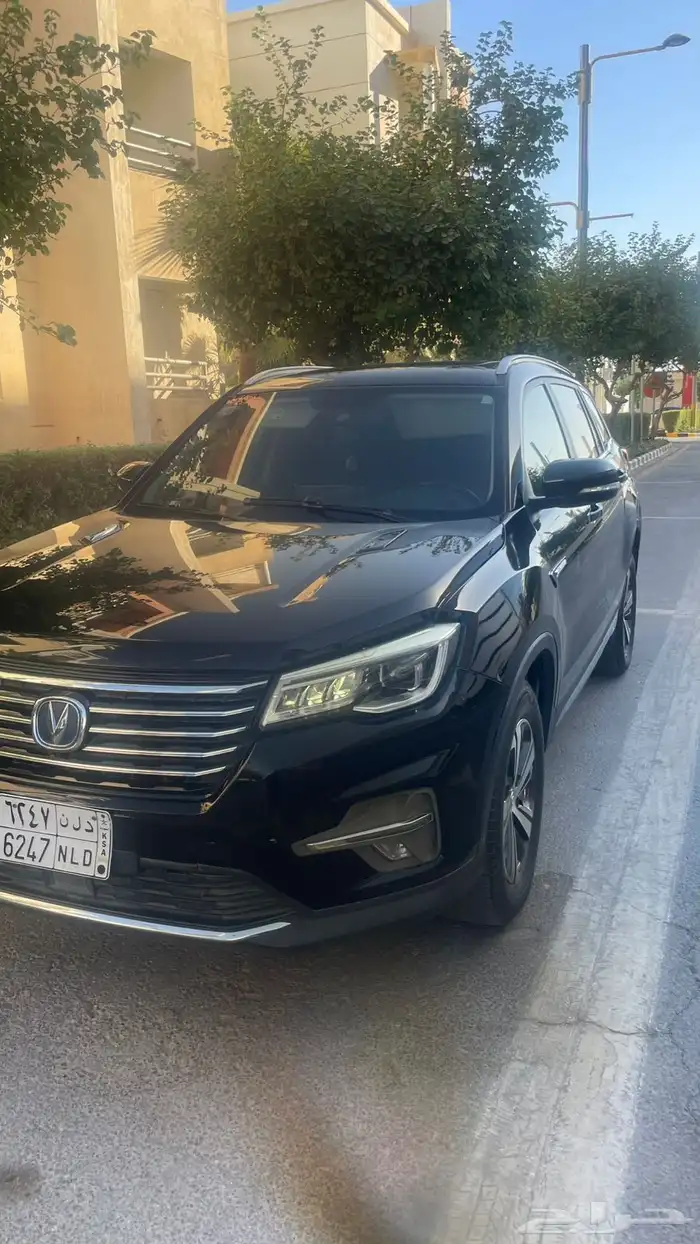 للبيع شانجان cs75 سوداء 2020 7
