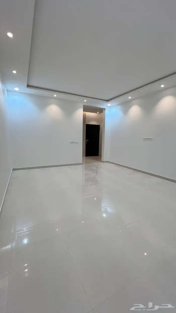 شقه للايجار حي الرمال تنال 3غرف 21