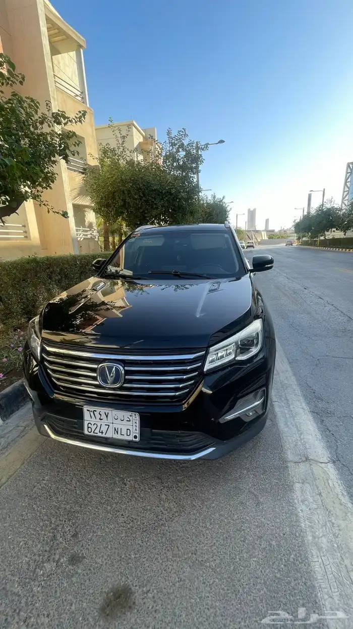 للبيع شانجان cs75 سوداء 2020 6