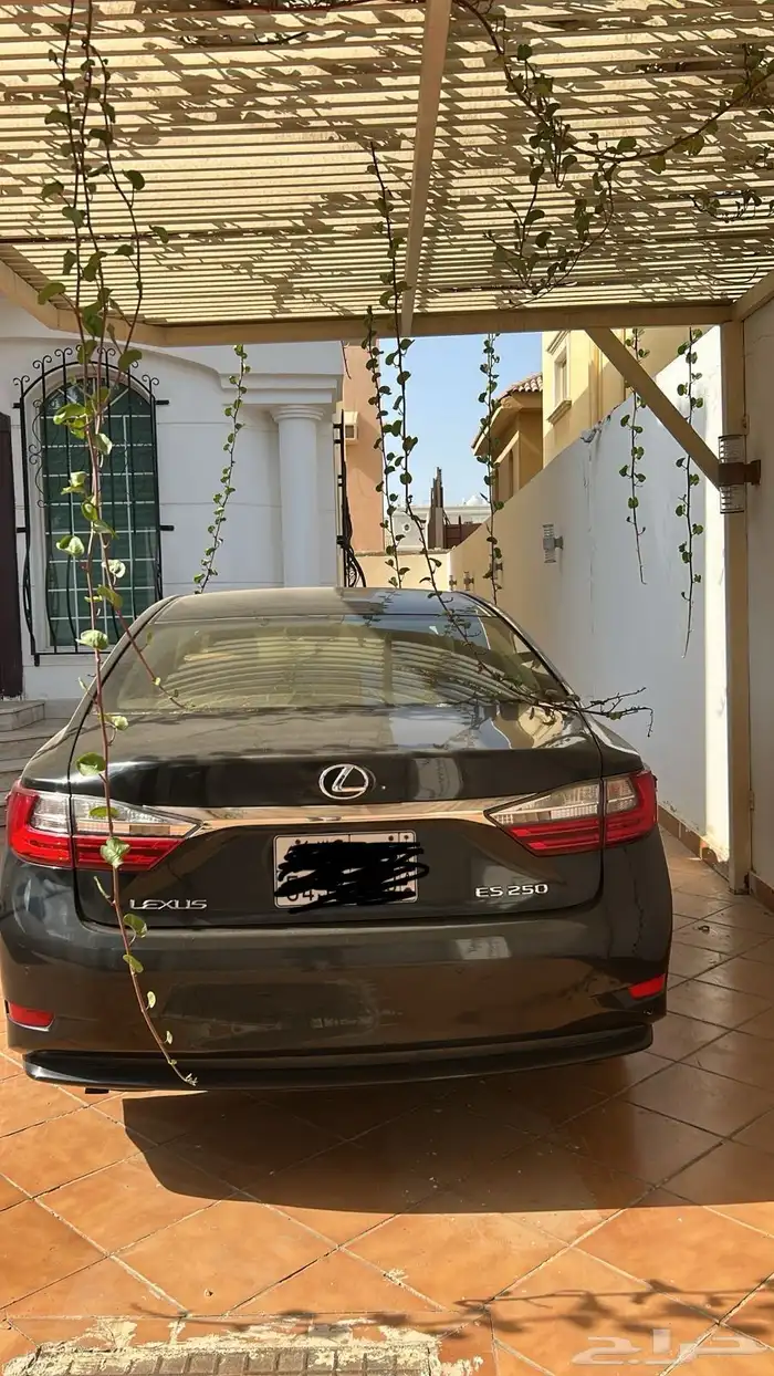 لكزس ES 250 AA موديل 2016 4