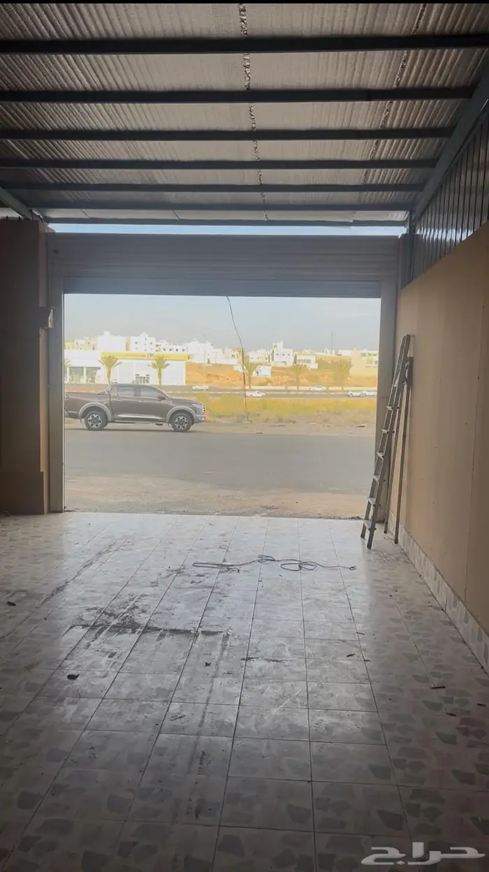 مستودع مع غرفة ودورة مياه 5