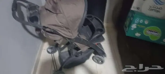 اغراض طفل كرسي طعام وعرباي وكرسي هزاز للاطفال 3