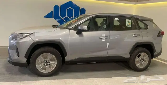 تويوتا RAV4 LE 4X2 2025 1