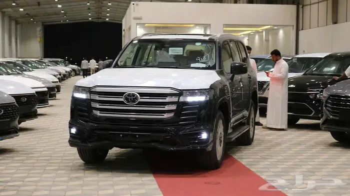 لاندكروزر جى اكس ار L5 Sموديل 2025 بالنقد والتقسيط 2