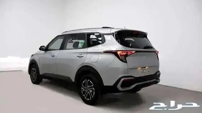 كيا كارينز نص فل 2025 5