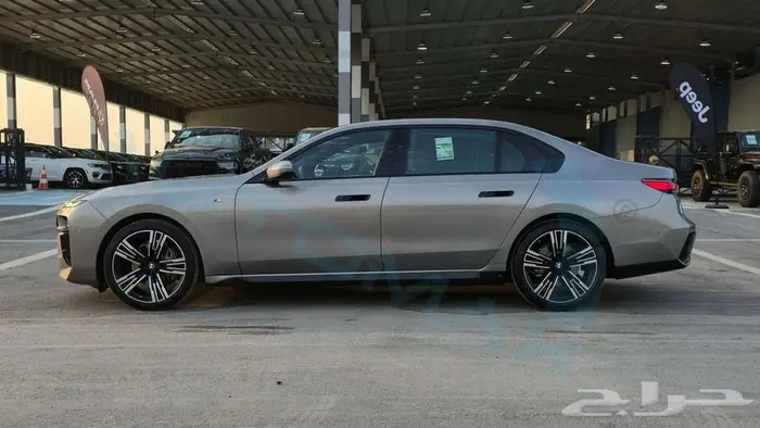 بي ام دبليو 735i M 2026 خليجي اصفار مع ضمان الوكيل 35