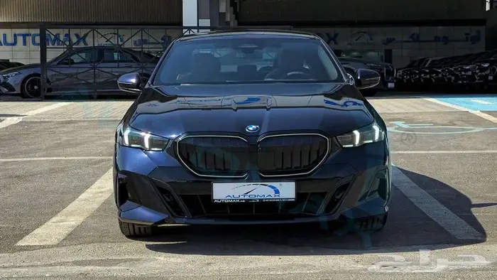 2026 BMW 5-SERIES 520i M MILD-HYBRID GCC 0Km ضمان الوكيل 2