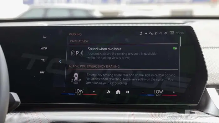 2026 BMW X2 SDRIVE 25i M 2.0T اصفار مع ضمان 12