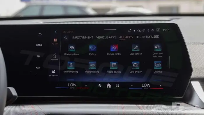 2026 BMW X2 SDRIVE 25i M 2.0T اصفار مع ضمان 13