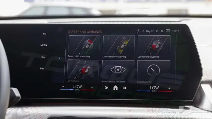 2026 BMW X2 SDRIVE 25i M 2.0T اصفار مع ضمان 14