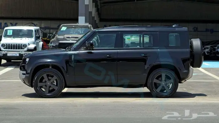 2025 LAND ROVER DEFENDER 110 S P300 GCC ضمان وصيانة الوكيل 26