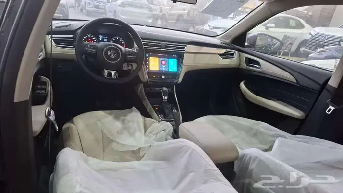 ام جي 5 ستاندر 2025 8