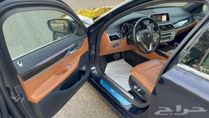 بي ام دبليو 740li موديل 2019 وكالة 4