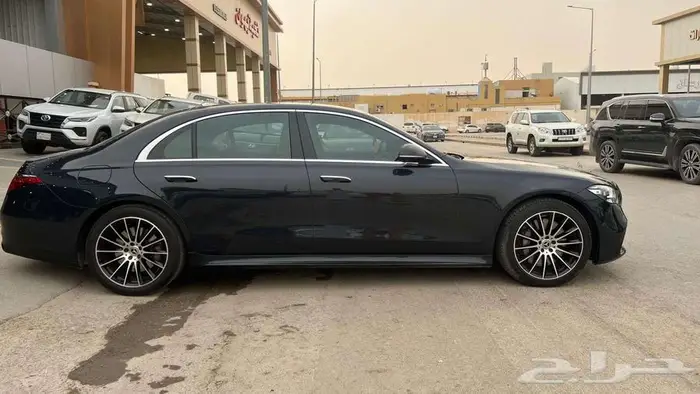 مرسيدس S500 موديل 2021 - معرض خلف للسيارات 3