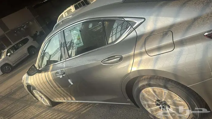 لكزس ES 250 AA كاش و تمويل بنوك 2025 9