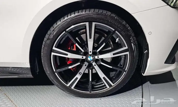 بي إم دبليو 530i xDrive M Sport Pro Special Edition 2025 11