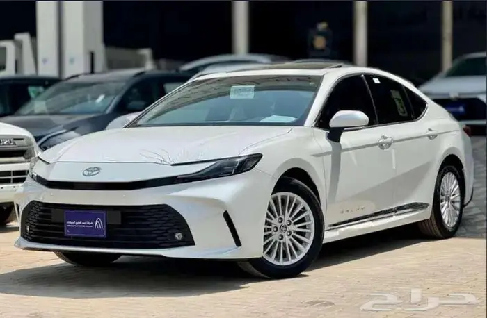 تويوتا كامري 2025 LE نص فل أبيض - ( أقساط - كاش ) . 2