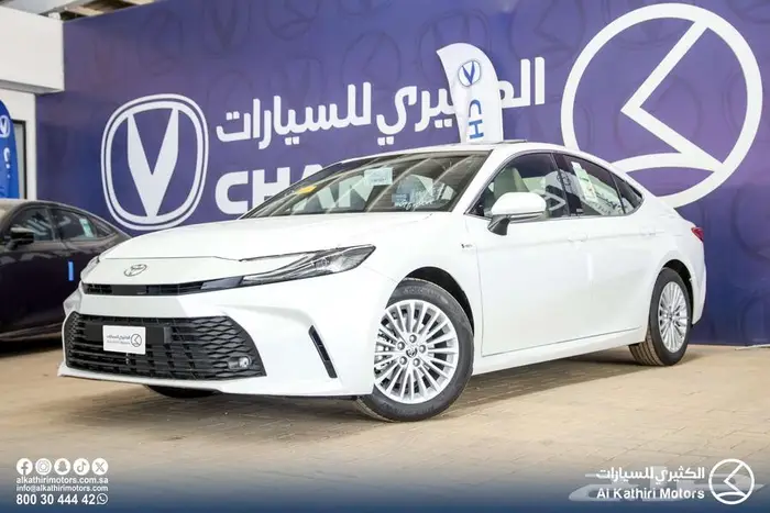 كامري اي بلس هايبرد 2025 20